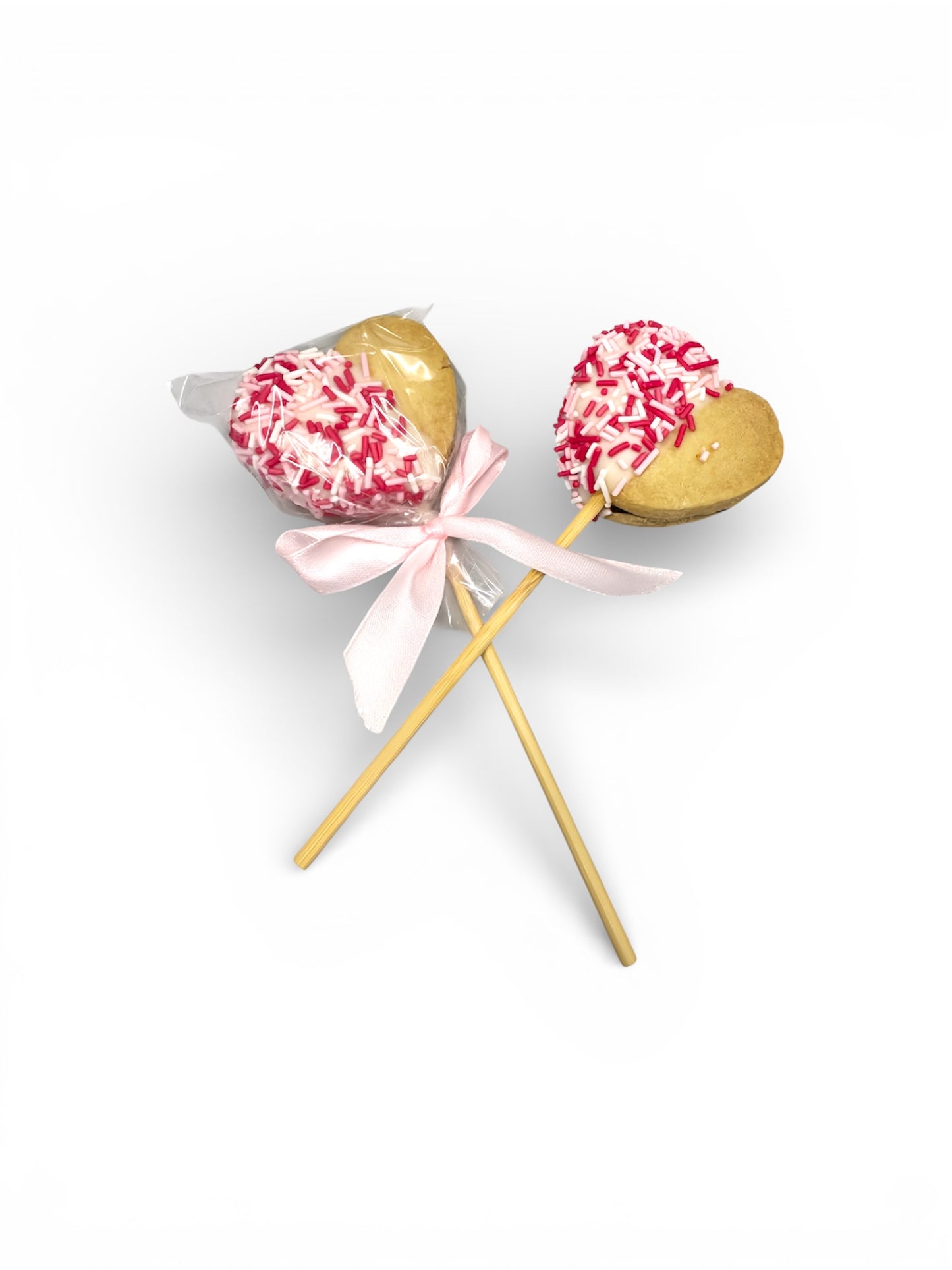 ❤️ Valentine’s Gift Box – Strawberry Heart 🍓 - GreenIsland Bakery